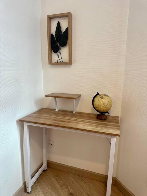 אמיינס Appartement Neuf Entierement Equipe Proche Centre מראה חיצוני תמונה