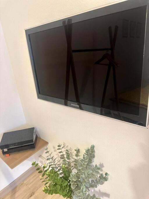 אמיינס Appartement Neuf Entierement Equipe Proche Centre מראה חיצוני תמונה